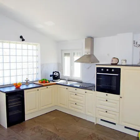 Ferienhaus Silvano Mit Privatem Pool Fuer 6 Personen Dom wakacyjny *
