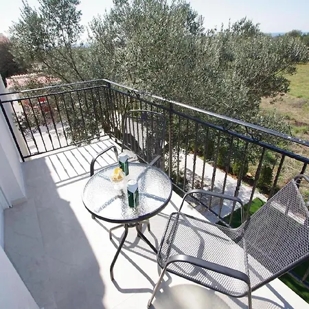 Ferienhaus Silvano Mit Privatem Pool Fuer 6 Personen * Galižana